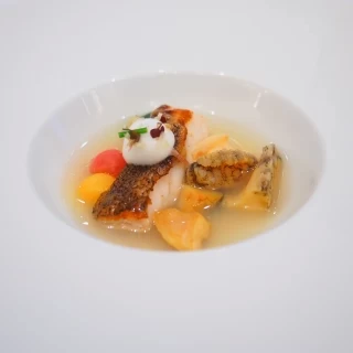 白身魚とあんのかかった料理