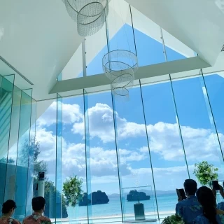海が見えるチャペル
