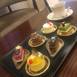 試食