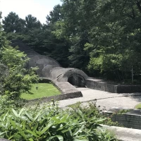 洞窟のよう