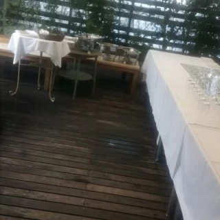 披露宴会場のビュッフェスペース