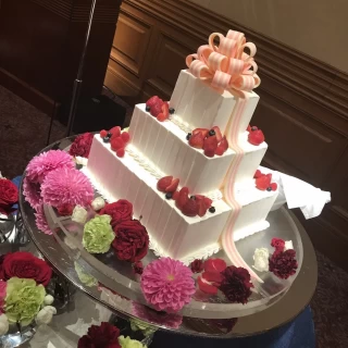 装花を置いてもらって華やかにしてもらえた