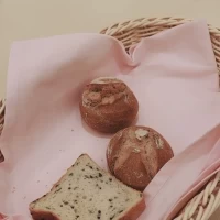 パンに付いてるバターが衝撃的に美味しかったです