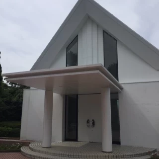 外からみたチャペル