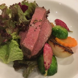 メインの肉料理