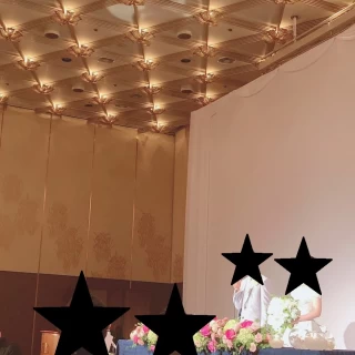 会場