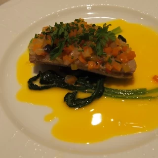 鯛の白ワイン蒸し