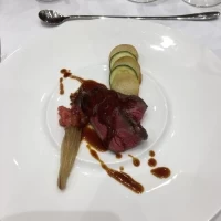メイン肉