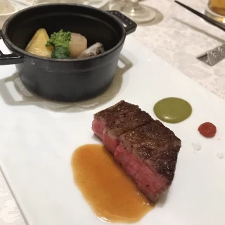 お肉
