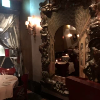 おしゃれな披露宴会場！