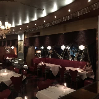 とてもおしゃれな披露宴会場！
