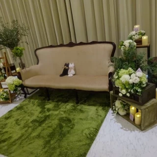 高砂プラスソファーを設置。フォトスポットとしても素敵でした。