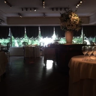 披露宴会場1