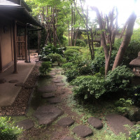 ホテル内庭園の様子(日本家屋)