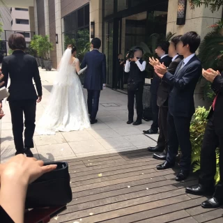 フラワーシャワー
