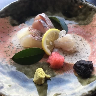 博多らしくお刺身盛り合わせ