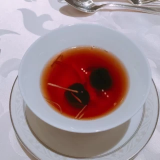 トリュフが入ったスープ