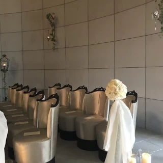 チャペルの独立した椅子