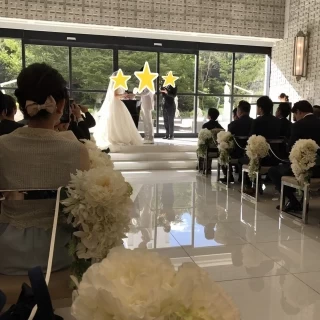 チャペルは天井が高くて素敵でした