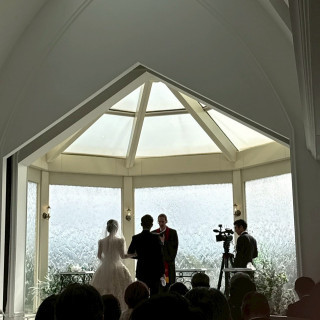 自然光が入りとても明るい。