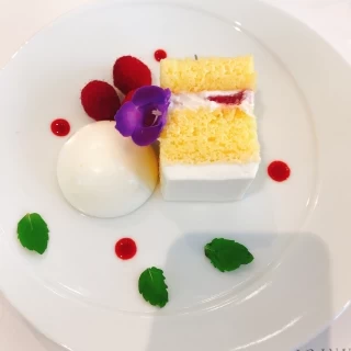 ケーキカット