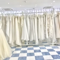 サロン内
ここでドレスを選びます。
