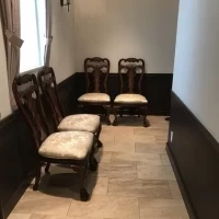 チャペル前の新郎新婦控室