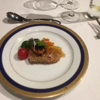 サーモンの大きさを一緒に決めました