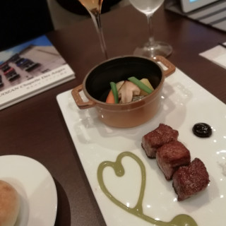 試食で頂いた2018/10/15とお肉料理です。