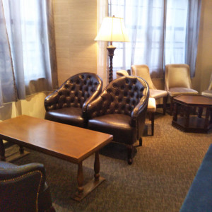 招待客の待合室2のソファです。|509287さんのザ・グローオリエンタル名古屋の写真(663983)
