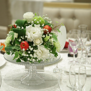 ゲストテーブル装花|509492さんのThe Palm Garden（ザ・パームガーデン）   〈エルフラットグループ〉の写真(700754)