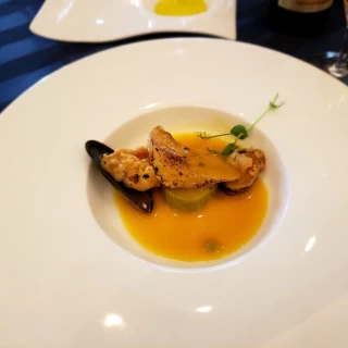 ムール貝とノドグロ