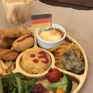 お子さまランチ。アレルギーにも勿論対応してくれます。