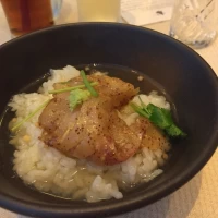 鯛茶漬けか鯛の炊き込みご飯か選択可能