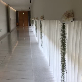 チャペルまでの通路
ここで、フラワーシャワー等行ないました