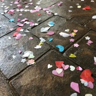 式後、フラワーシャワー