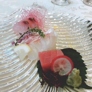 お造りです。お魚がとても新鮮で美味しかったです♪