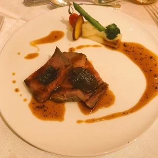 メインのお肉も美味しかったです。
