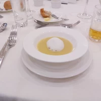 季節のポタージュ(私の時はさつまいものポタージュでした)