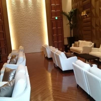 ゲストが受付後にくつろげるラウンジ