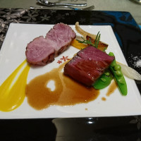 スタッフさん自慢の肉料理