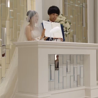 挙式会場の祭壇です。
