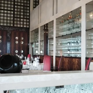 上の段。
