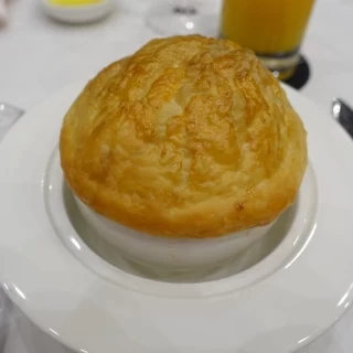 パイの中にスープ