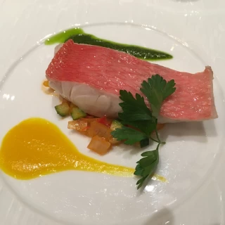 色合いもキレイで食欲そそります。