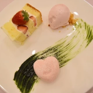 ケーキの盛り付け方までかわいい。
