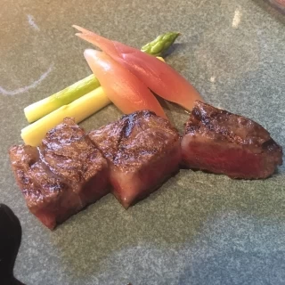 お肉