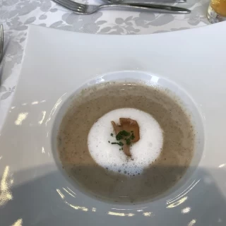 マッシュルームのスープ。美味しいです！