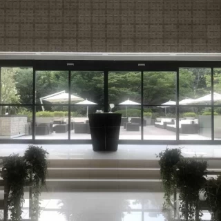 入場の景色