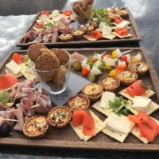 ウェルカムパーティーでの軽食